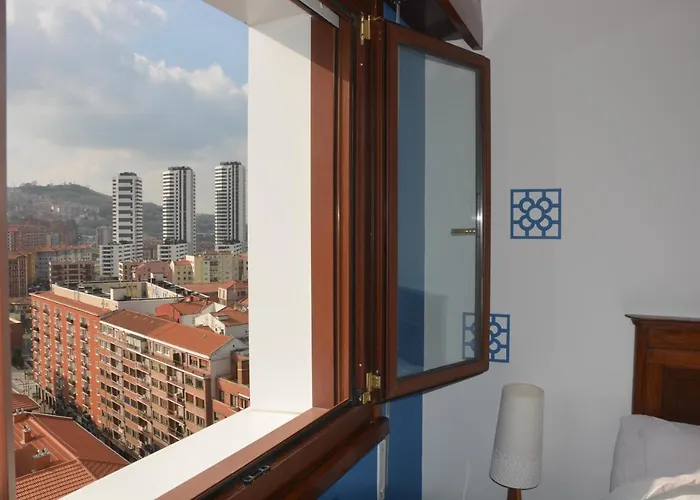 Homestay szállás Superviews Y Parking Vigilado En Independiente, Bano Privado, En Particular, Francais&english Bilbao