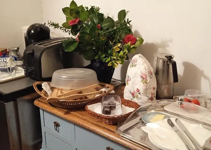 Homestay Superviews: Private With Bath, Parking & Netflix