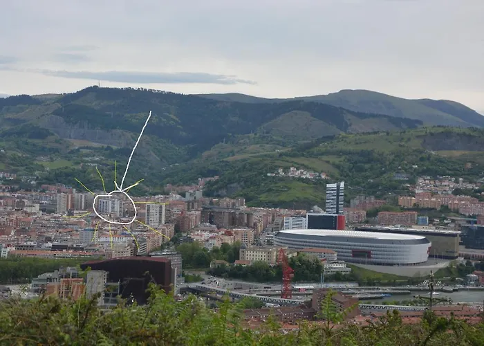 Superviews, Parking 24h Vigilado Incluido Y Netflix En Habitación Independiente Con Baño Privado En Particular, Français&english