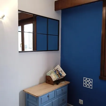 Проживання в сім'ї Superviews Y Parking Vigilado En Independiente, Bano Privado, En Particular, Francais&english Більбао